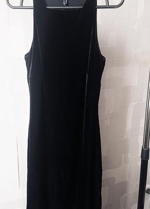 Вечернее велюровое стрейчевое чёрное  платье esprit