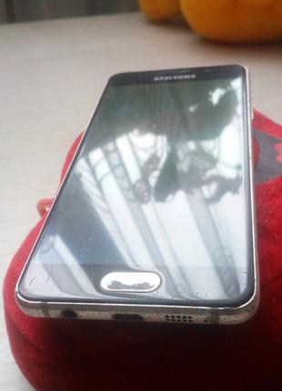Телефон Samsung Galaxy A3 2016 (SM-A310F)