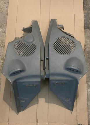 Накладка салону задня Renault Laguna 7700821392 7700842955