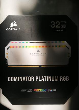 Память оперативная Corsair32GB(16GBх2)DDR4 3200MHzDominatorPlatin
