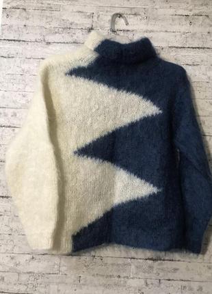 Очень теплый шерстяной свитер