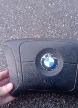 Подушка безопасности водителя BMW e39