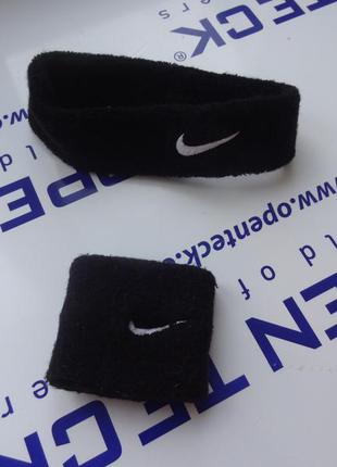 Nike браслет спортивный повязка напульсник черный