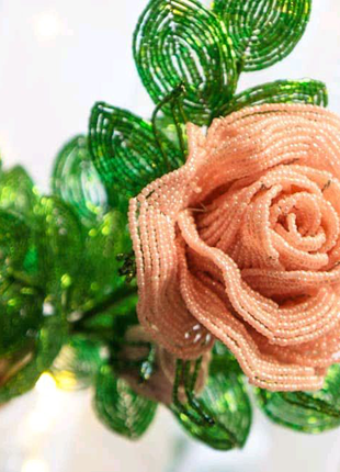 Розы из бисера. Цветы из бисера. Рукоделие. Хендмейд.