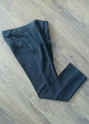 Чорні повністю завужені класичні брюки