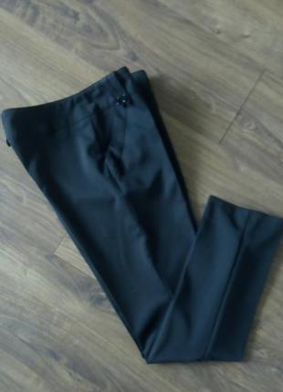 Чорні фірмові класичні брюки завужені до низу (bhs)