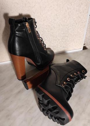 Сапоги женские высокий каблук 37 размер жіноче взуття