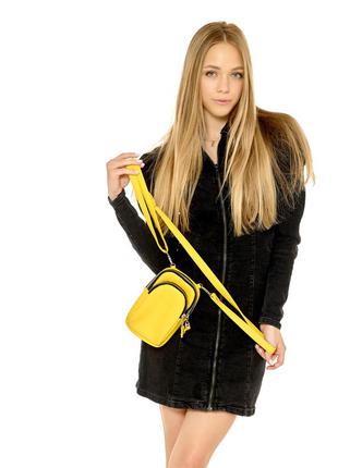 Жіноча компактна сумка жовта
