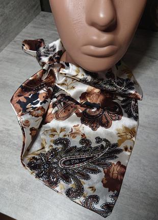 Красивий шовковий хустку косинка на шию шарф
