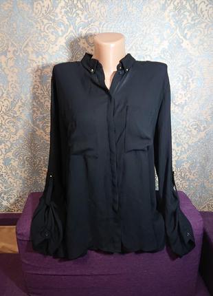 Черная рубашка блузка блузка с манжетом на рукавах размер m/l