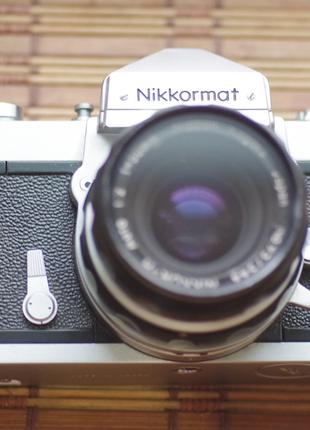 Фотоаппарат Nikon NIKKORMAT FT N + Nikkor - H 50 mm + кофр