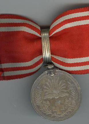 Япония медаль члена Красного Креста Женский вариант