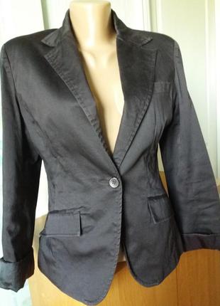 Продаю женский жакет пиджак, приталенная модель