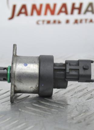 Редукционный клапан / регулятор давления топлива Peugeot 1.6 H...