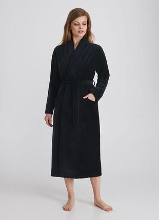 Жіночий велюровий бавовняний халат на запах чорного кольору el...