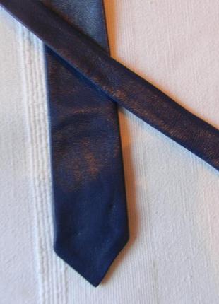 Кожаный галстук синий