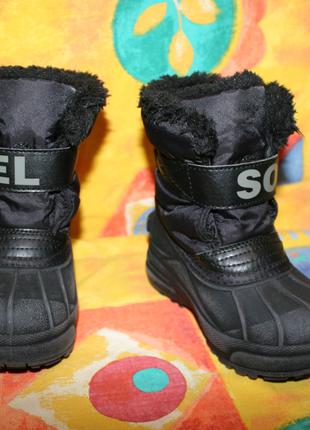 Sorel зимові теплі чоботи дитячі 17.5 см