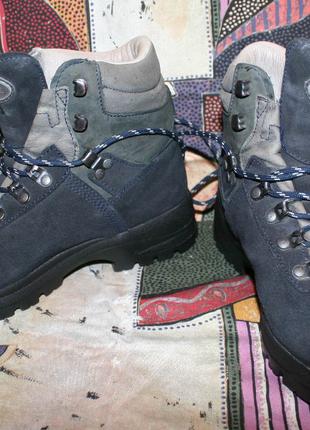 Шкіряні черевики кросівки ботинки Everest Adventure 38 р