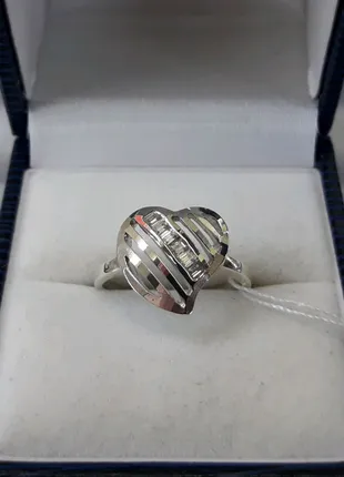 Серебряное кольцо сердце