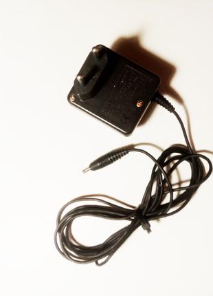 Оригинальное зарядное устройство для телефона Nokia ACP-7E