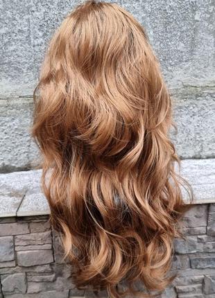 Русый длинный парик