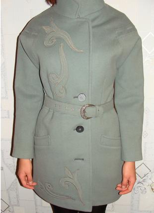 Пальто жіноче шерстяне  розмір 46
