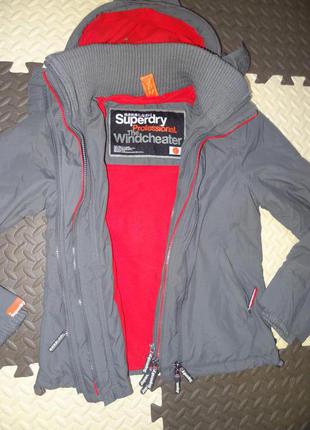 Мега стильная куртка с защитой от ледяного ветра superdry p m
