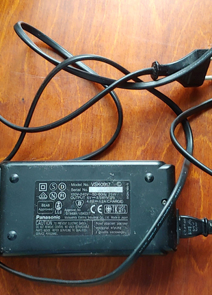 Зарядний пристрій Panasonic VSK 0317
