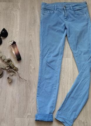 Голубые женские джинсы zara