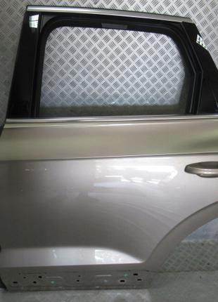 Дверь задняя левая б/у Volkswagen Touareg ІІІ