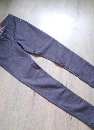 Стильні брендові джинси скіні s розпродаж