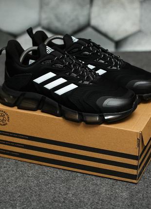 Чёрные, спортивные кроссовки adidas