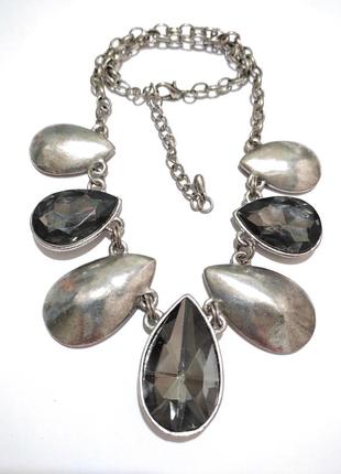 Колье, ожерелье из металла и крупных кристаллов из стекла