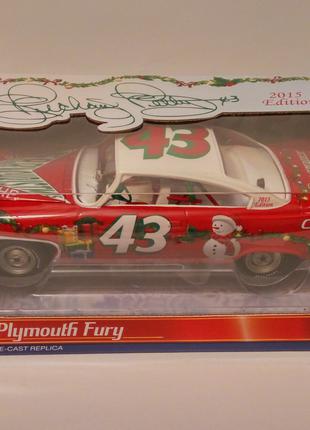 Модель NASCAR 1960 Plumouth Fury #43 - Richard Petty ERTL 1:24