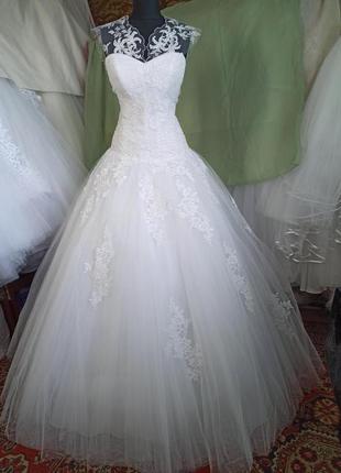 Новое свадебное платье.
