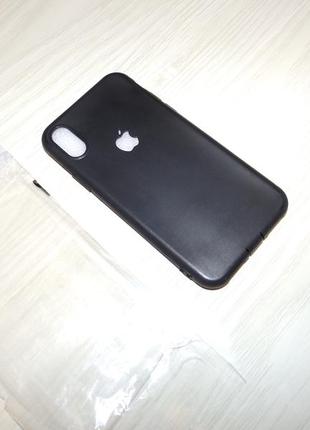 Чехол-накладка для iphone x / xs с вырезом под яблоко черный