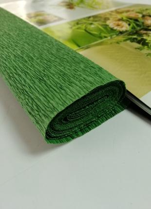 Гофрированная бумага зелёного цвета