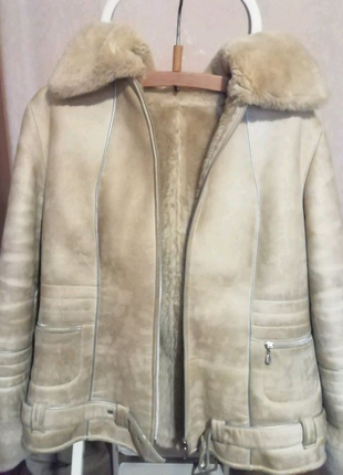 Женская дублёнка курточка с поясом и капюшоном