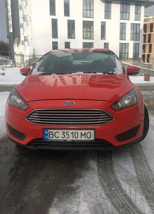 Розбирання: Ford Focus седан