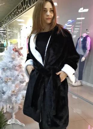 Шуба пальто з поясом приталенная свободная черная белая длинная