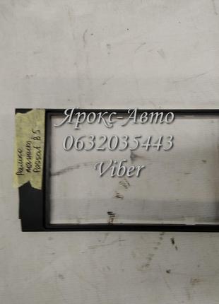 Рамка магнитолы б/у для Volkswagen Passat В5 000030885