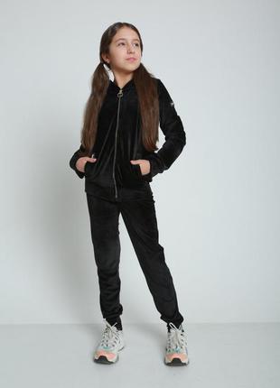 Дитячий велюровий костюм для дівчинки чорного кольору на 7,8,9,10