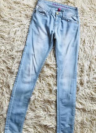 Джинсы голубые ,джинсы denim co ,super skinny