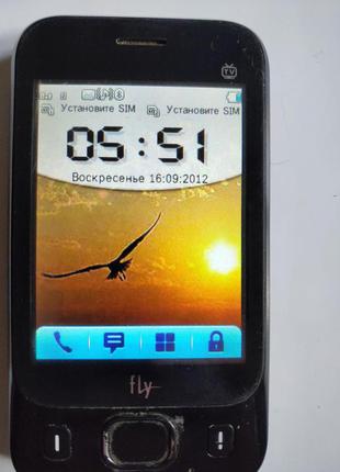 Мобильный телефон Fly e 141 tv+ на запчасти две симки
