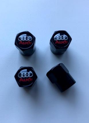 Колпачки на ниппеля с логотипом Audi