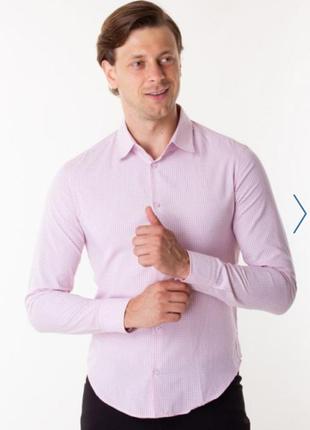Мужская розовая рубашка в мелкую клетку