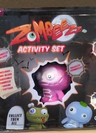 Крутой игровой набор антистресс зомби Zombeezz Activity set
