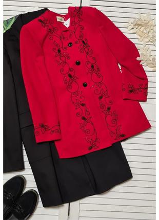 Шикарный красный удлиненный пиджак с вышивкой viyella petite