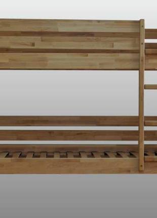 Двухярусная деревянная кровать