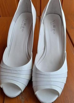 Белые туфли (свадьба,выпускной)
